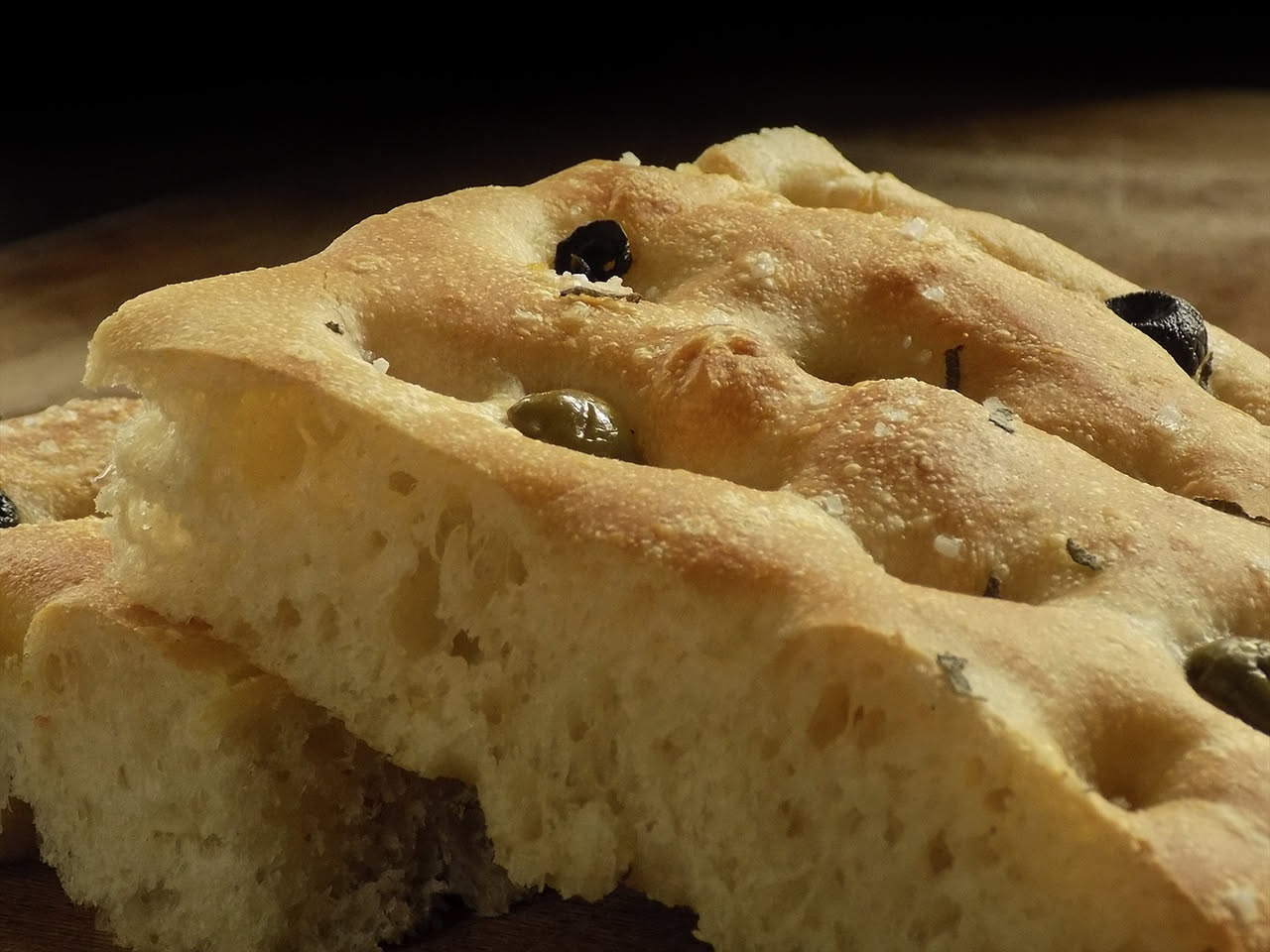 Focaccia alta e soffice: dove sbagli con le pieghe