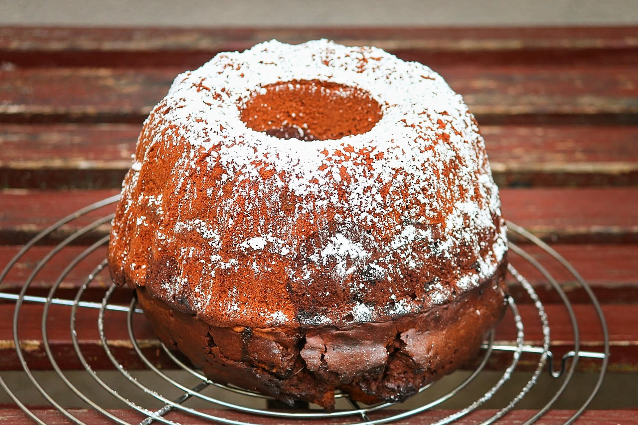 Ciambellone soffice allo yogurt senza burro: come farlo leggero