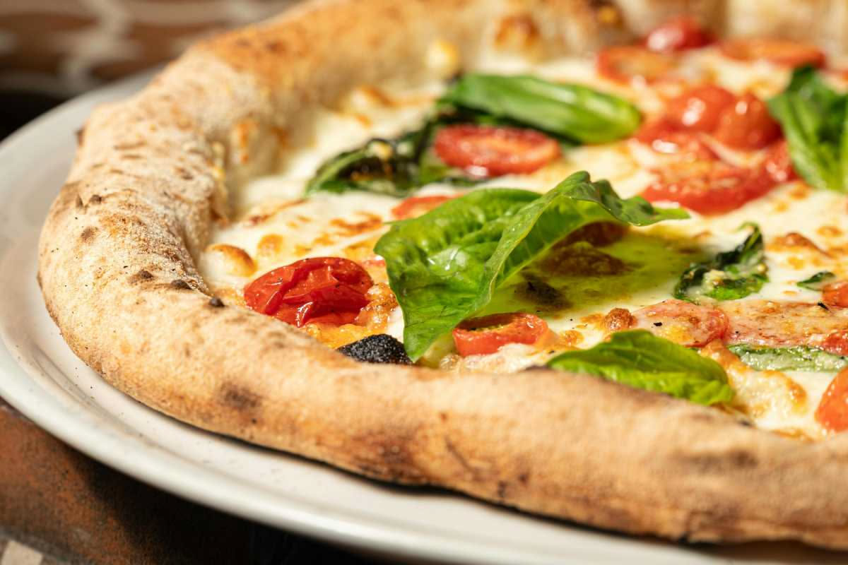Pizza napoletana in forno casalingo: come raggiungere la giusta temperatura