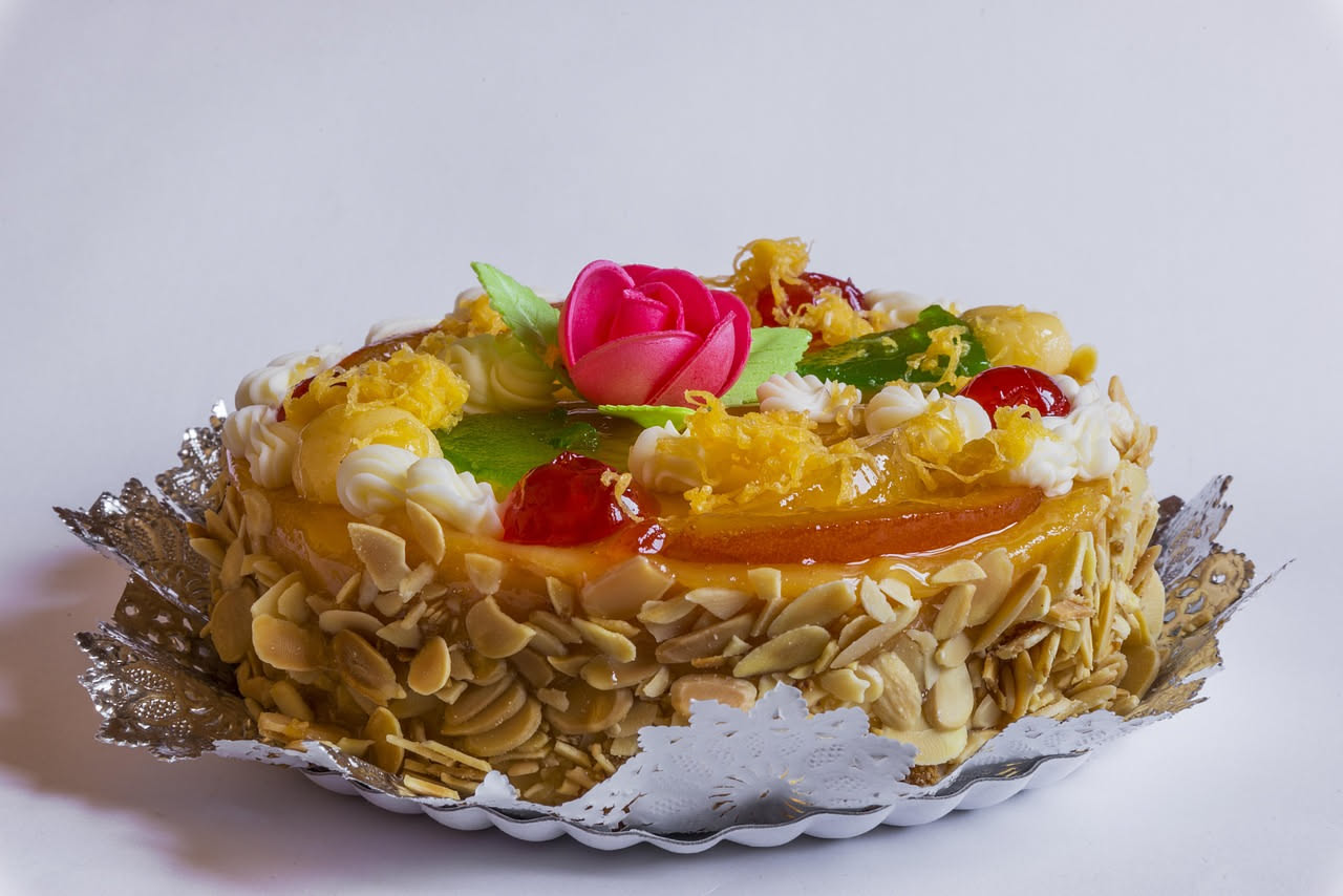 Cassata siciliana: come fare il dolce con ricotta e pan di Spagna